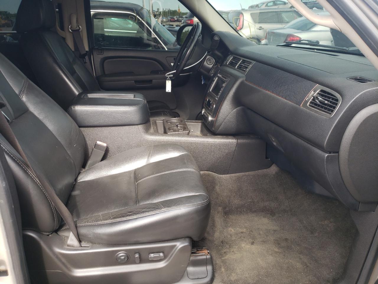 Photo 5 from auction – 2007 CHEVROLET TAHOE C150 with VIN 1GNFC13087J188748
