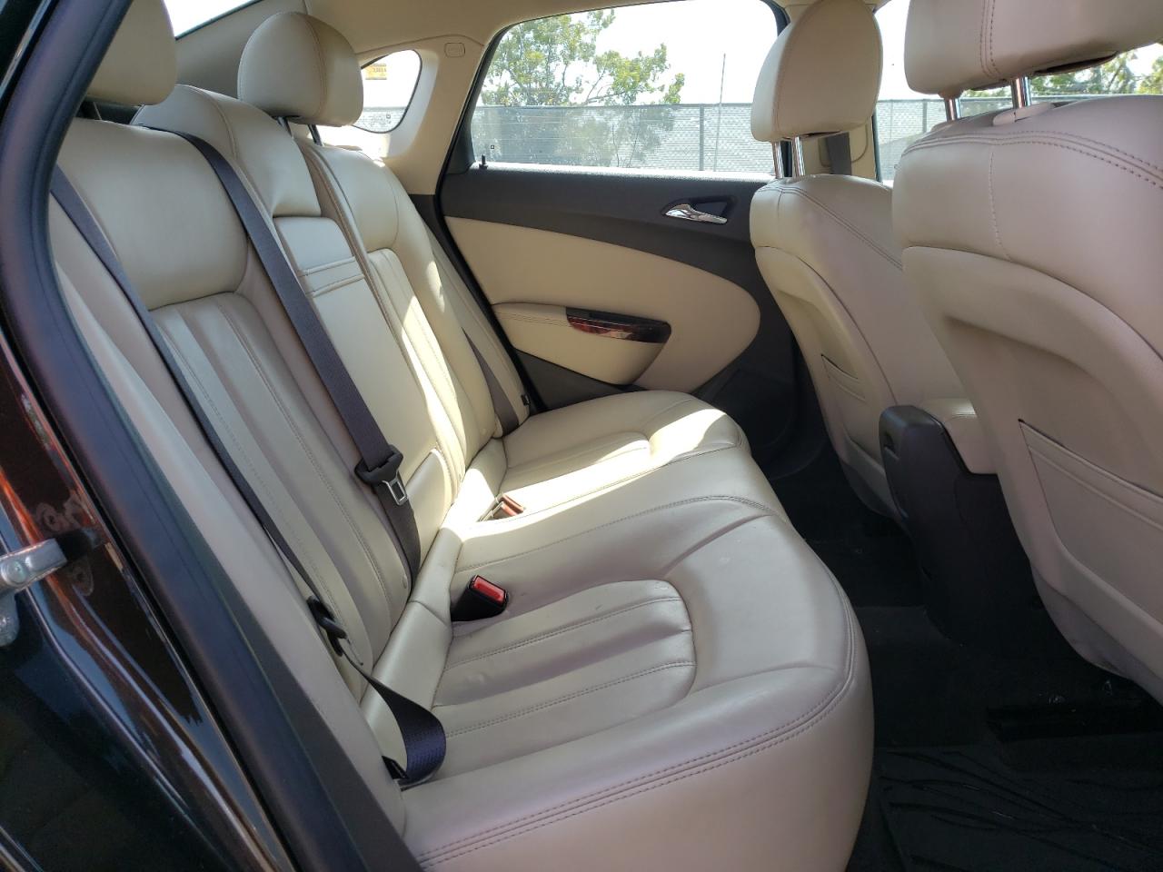 Photo 6 from auction – 2013 BUICK VERANO with VIN 1G4PS5SK6D4167736