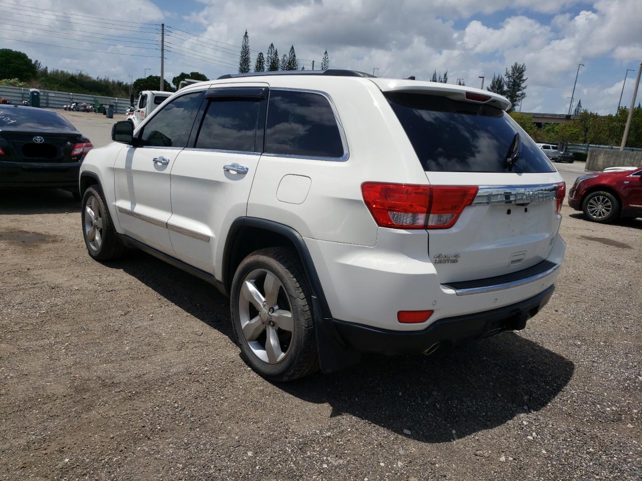 Photo 3 from auction – 2011 JEEP GRAND CHER with VIN 1J4RR5GT0BC603567