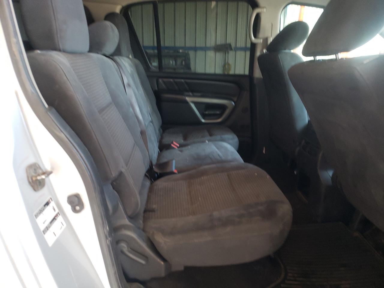 Photo 6 from auction – 2015 NISSAN ARMADA SV with VIN 5N1AA0NC2FN606802