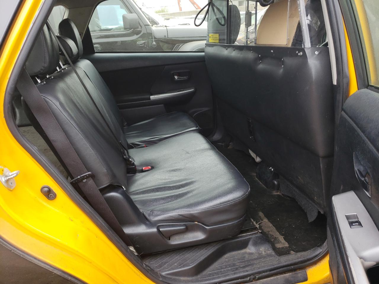 Photo 6 from auction – 2015 TOYOTA PRIUS V with VIN JTDZN3EU7FJ024157