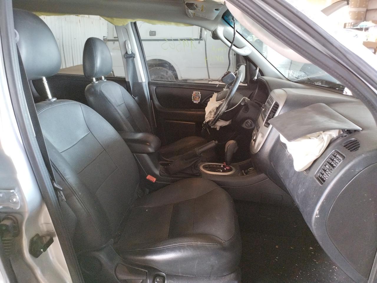 Photo 5 from auction – 2007 FORD ESCAPE LIM with VIN 1FMCU04117KA43955