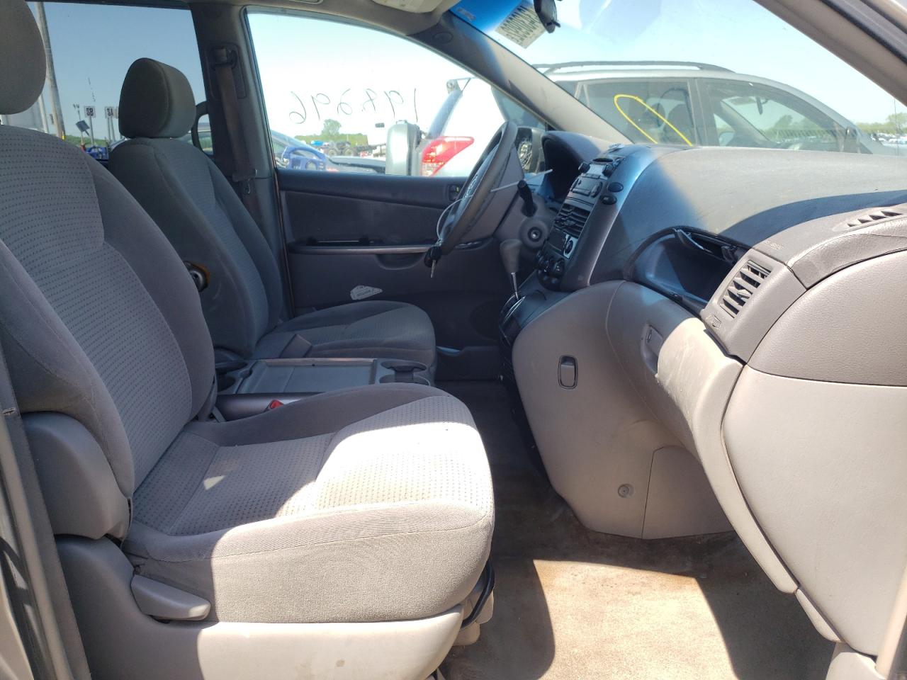 Photo 5 from auction – 2006 TOYOTA SIENNA CE with VIN 5TDZA23C76S440132