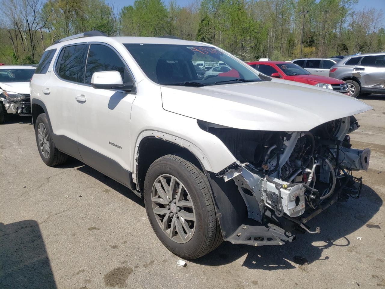 GMC ACADIA SLE 2018 with VIN 1GKKNLLS2JZ101325 - Photo from auction