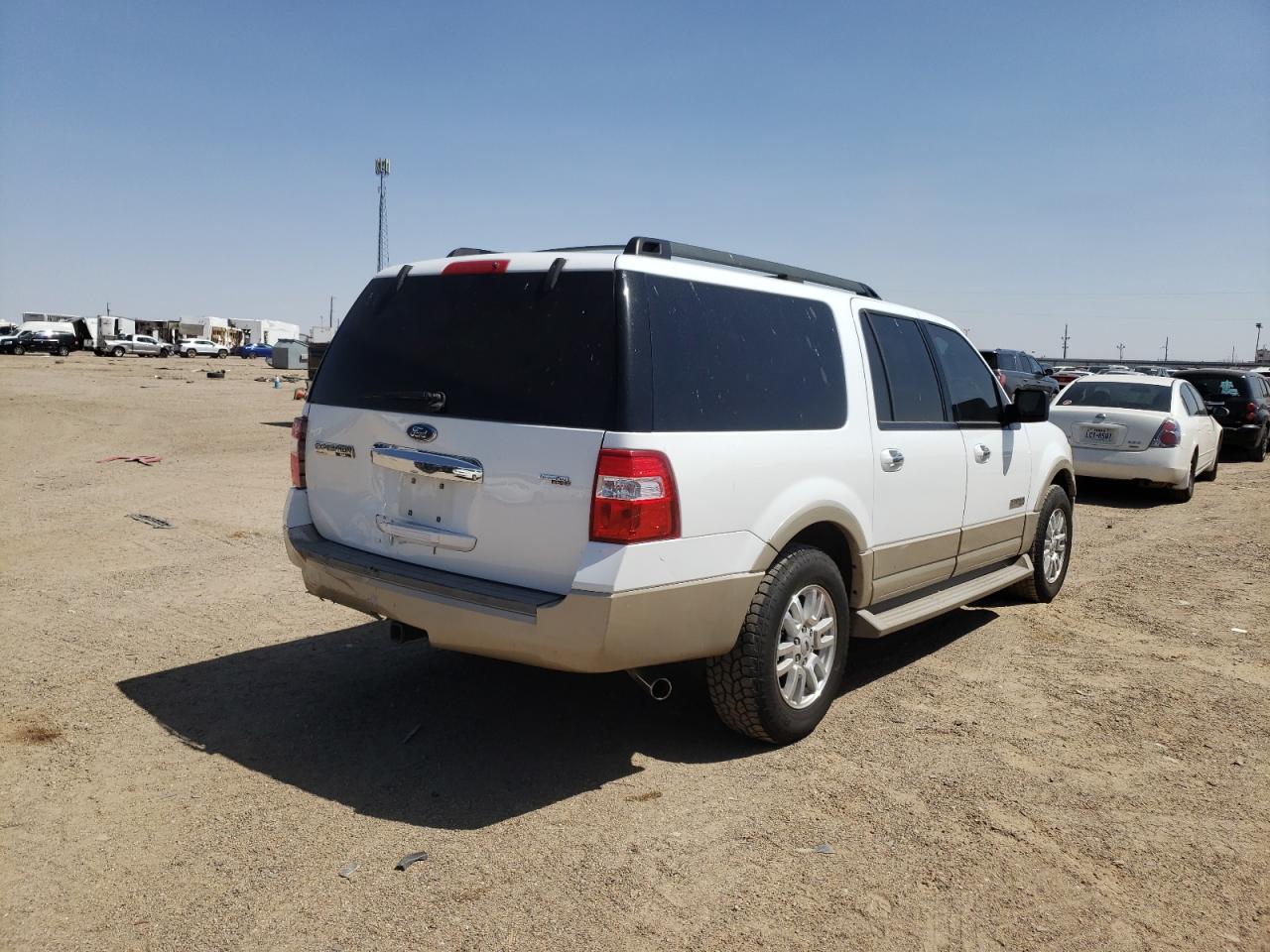 Photo 4 from auction – 2007 FORD EXPEDITION with VIN 1FMFK18597LA14199