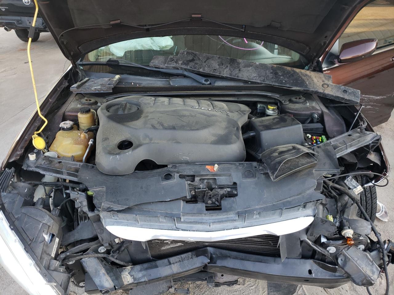 Photo 7 from auction – 2012 CHRYSLER 200 TOURIN with VIN 1C3CCBBG9CN169469