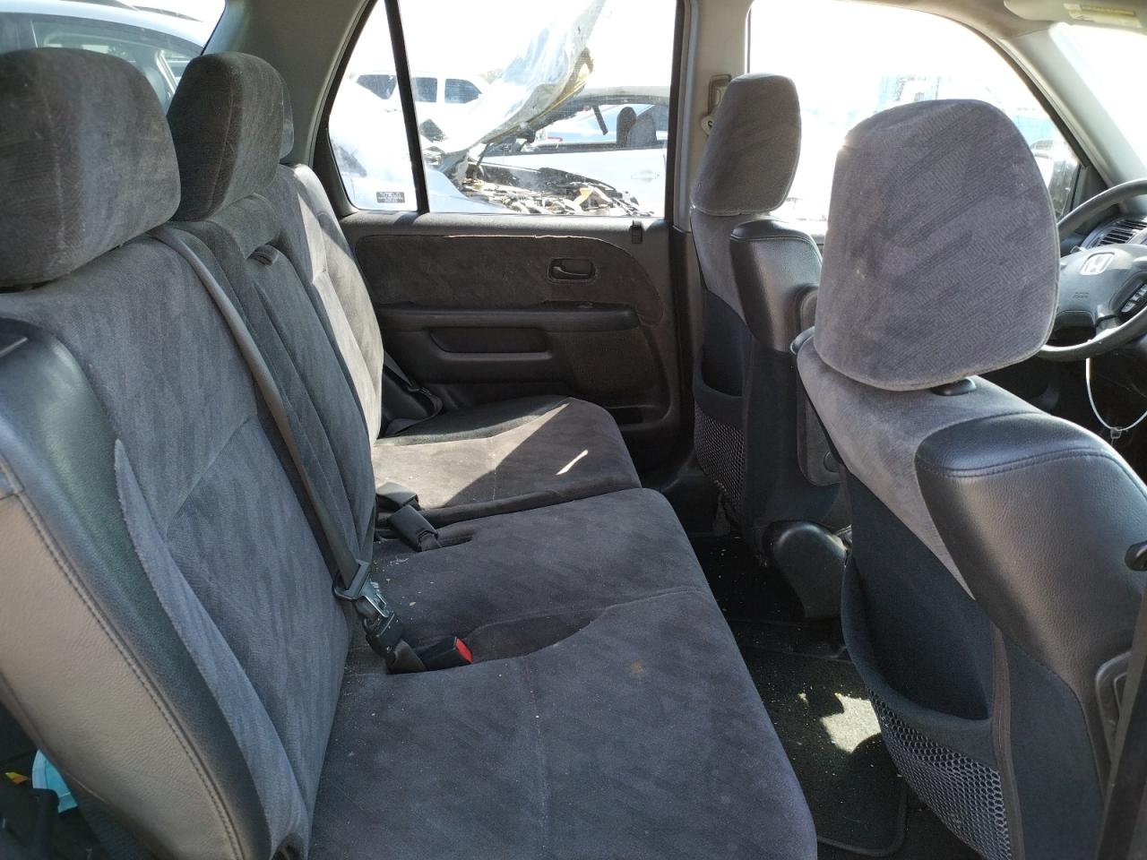 Photo 6 from auction – 2003 HONDA CR-V EX with VIN JHLRD78843C028906