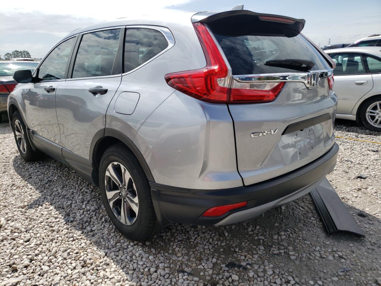 Photo 3 from auction – 2017 HONDA CR-V LX with VIN 7FARW5H36HE010003