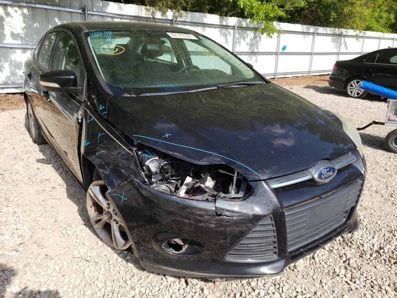 FORD FOCUS SE 2014 with VIN 1FADP3F2XEL257671 - Photo from auction