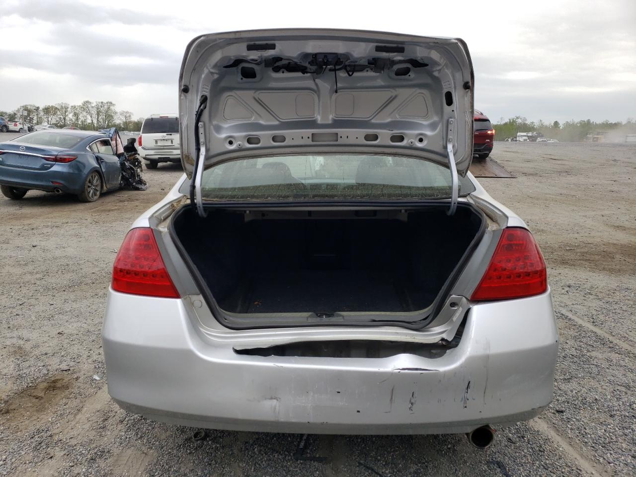 Photo 9 from auction – 2006 HONDA ACCORD SE with VIN 1HGCM55366A121380