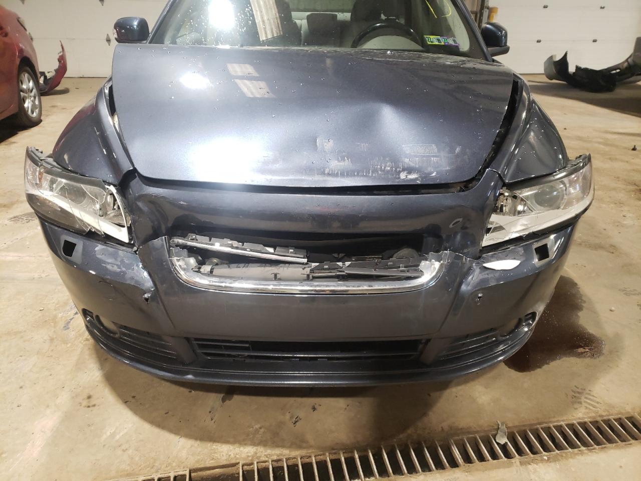 Photo 9 from auction – 2010 VOLVO S40 2.4I with VIN YV1390MS6A2496999