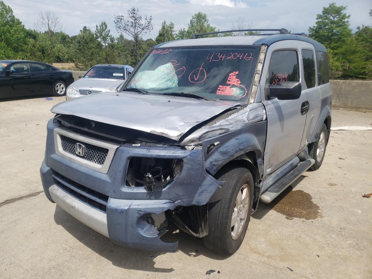 Photo 2 from auction – 2005 HONDA ELEMENT with VIN 5J6YH18625L015609