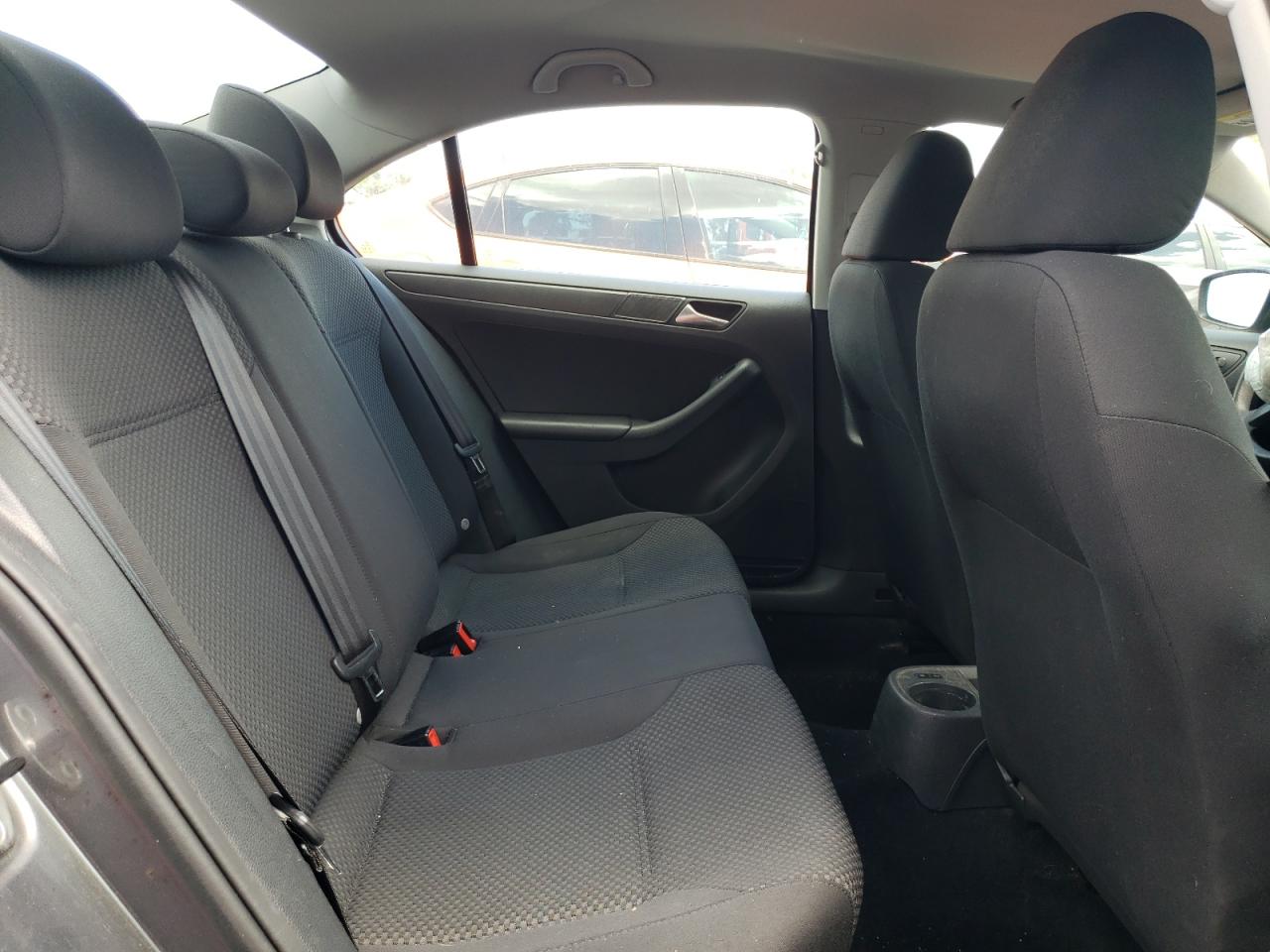 Photo 6 from auction – 2013 VOLKSWAGEN JETTA BASE with VIN 3VW1K7AJ8DM213244
