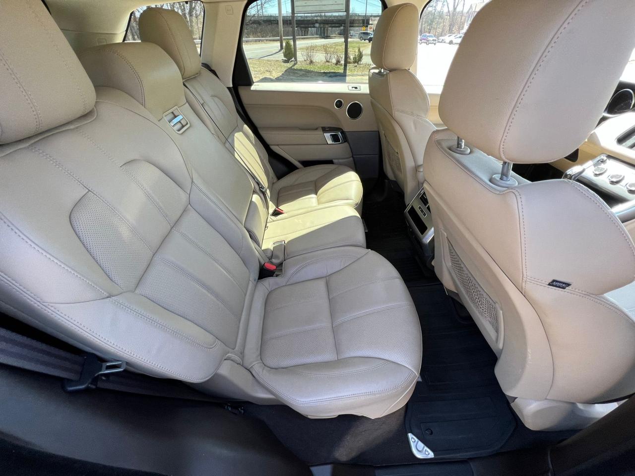 Photo 6 from auction – 2015 LAND ROVER RANGE ROVE with VIN SALWG2VF2FA611576