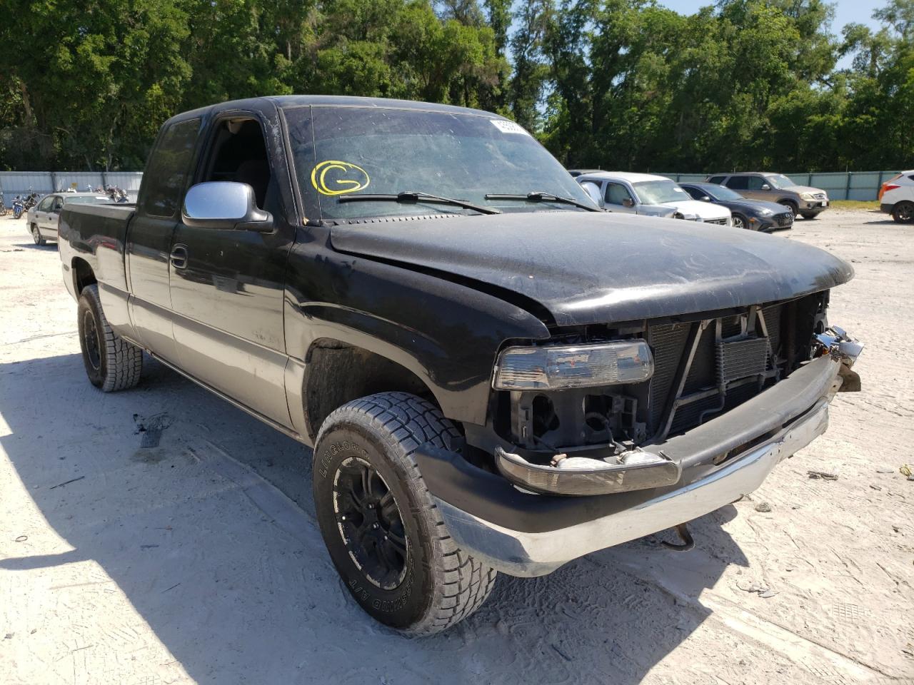 CHEVROLET SILVERADO 2002 with VIN 2GCEK19T421372208 - Photo from auction