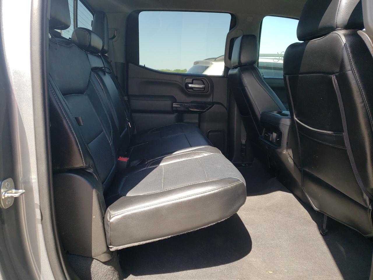 Photo 6 from auction – 2019 CHEVROLET SILVERADO with VIN 1GCUYEED9KZ368940