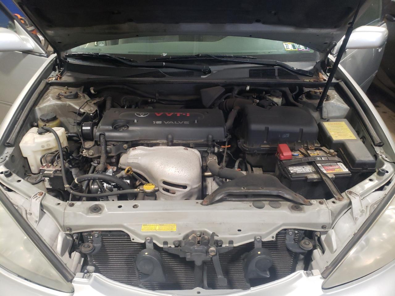 Photo 7 from auction – 2004 TOYOTA CAMRY LE with VIN 4T1BE30KX4U800554