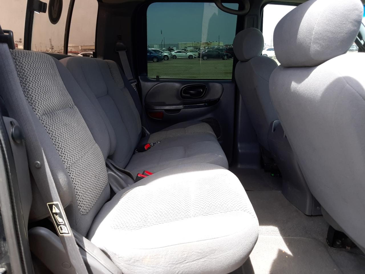Photo 6 from auction – 2003 FORD F150 SUPER with VIN 1FTRW08L73KA58328