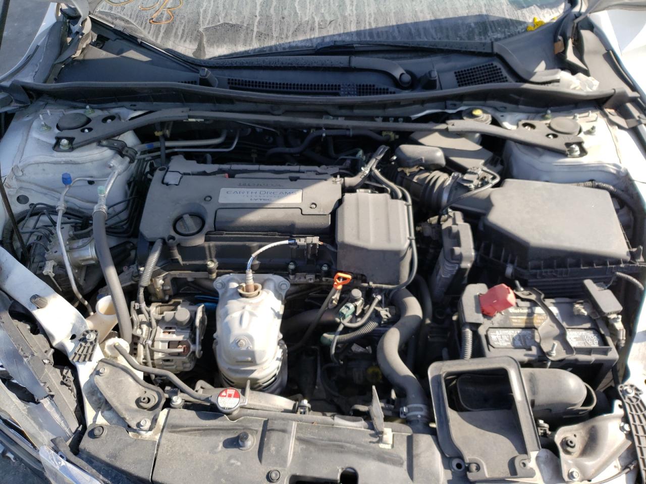 Photo 7 from auction – 2015 HONDA ACCORD with VIN 1HGCR2F57FA102241
