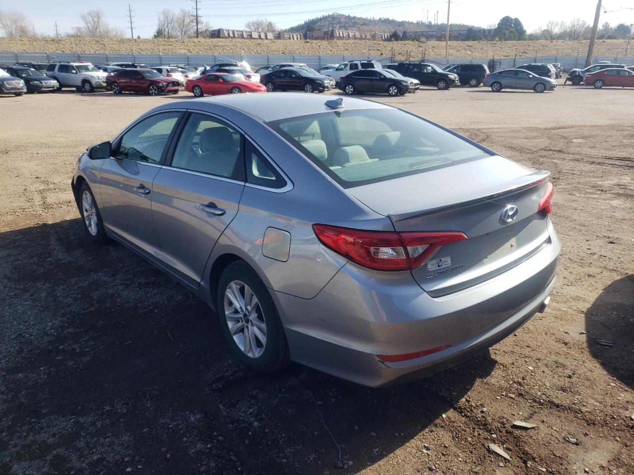 Photo 3 from auction – 2015 HYUNDAI SONATA SE with VIN 5NPE24AF1FH071889