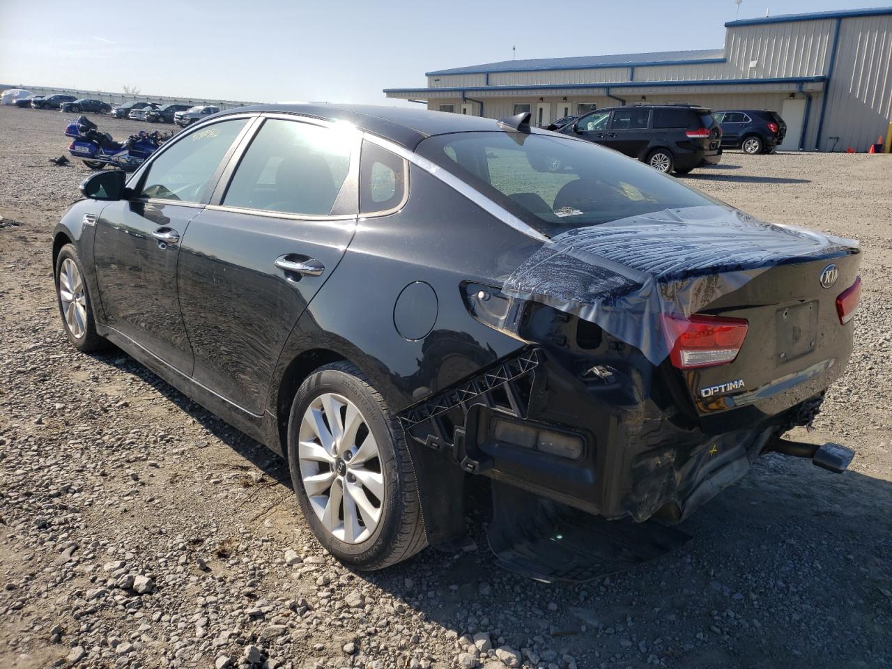 Photo 3 from auction – 2016 KIA OPTIMA with VIN 5XXGT4L33GG024675