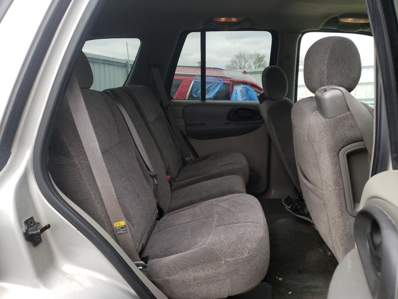 Photo 6 from auction – 2004 CHEVROLET TRAILBLAZE with VIN 1GNDT13S942103947