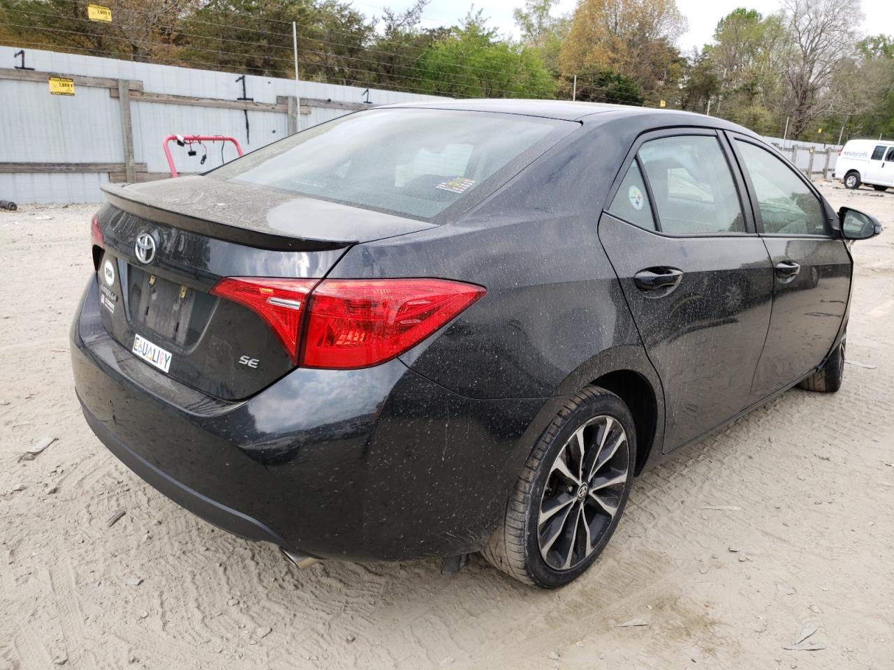 Photo 4 from auction – 2017 TOYOTA COROLLA L with VIN 2T1BURHE4HC807091