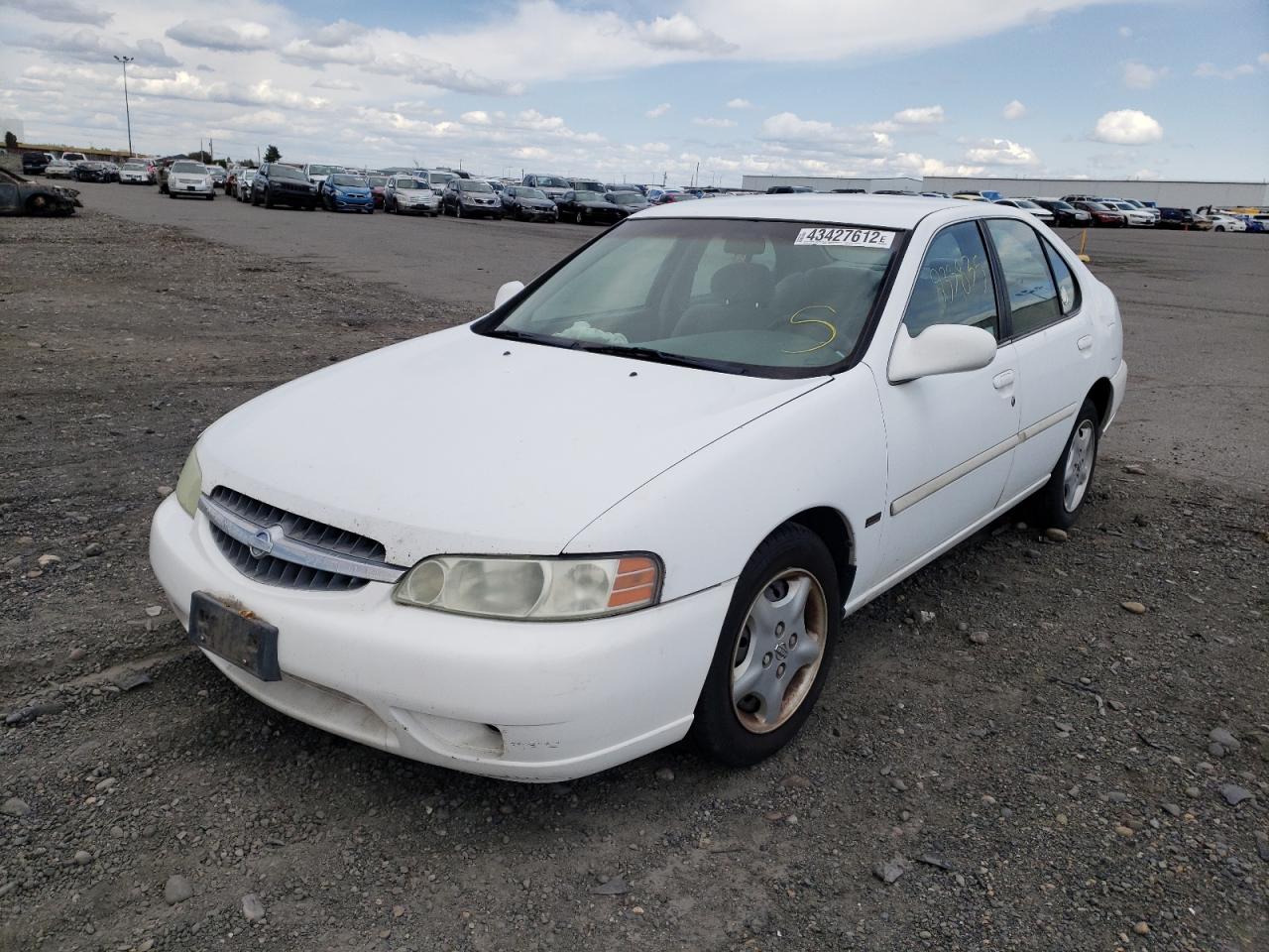 Photo 2 from auction – 2001 NISSAN ALTIMA XE with VIN 1N4DL01D81C203704