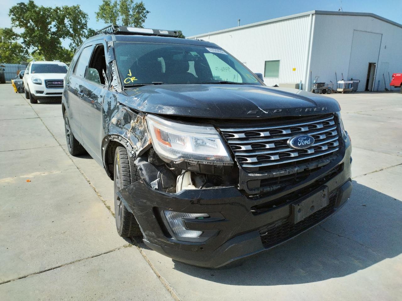 Zdjęcie 1 z aukcji – 2017 FORD EXPLORER X z VIN 1FM5K7D81HGE22799
