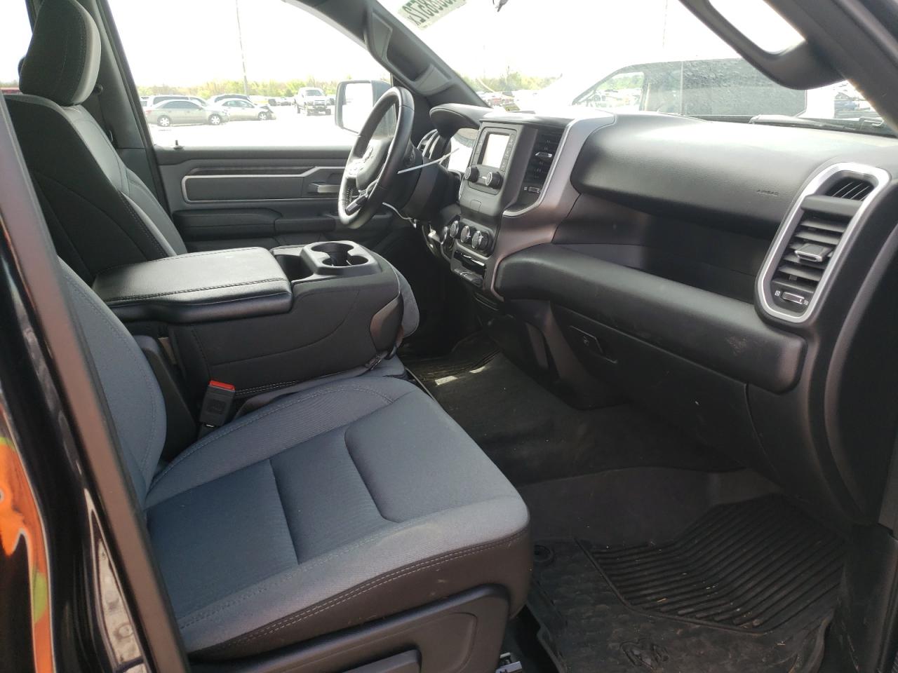 Photo 5 from auction – 2021 RAM 1500 BIG H with VIN 1C6RRFBG1MN509511