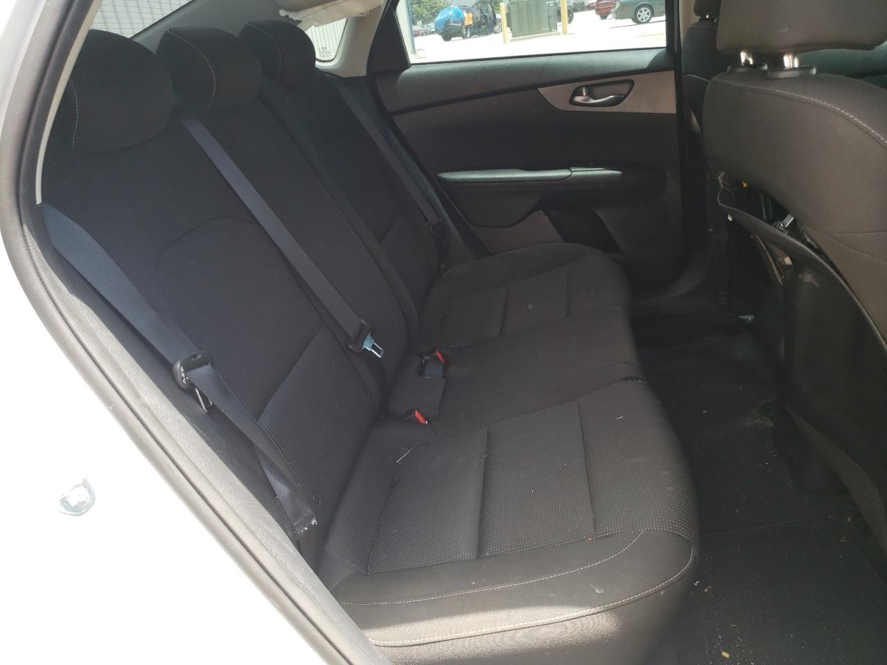Photo 6 from auction – 2021 KIA FORTE FE with VIN 3KPF24AD8ME359767