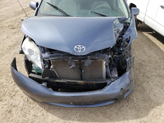 Photo 7 from auction – 2014 TOYOTA SIENNA LE with VIN 5TDJK3DC0ES073846