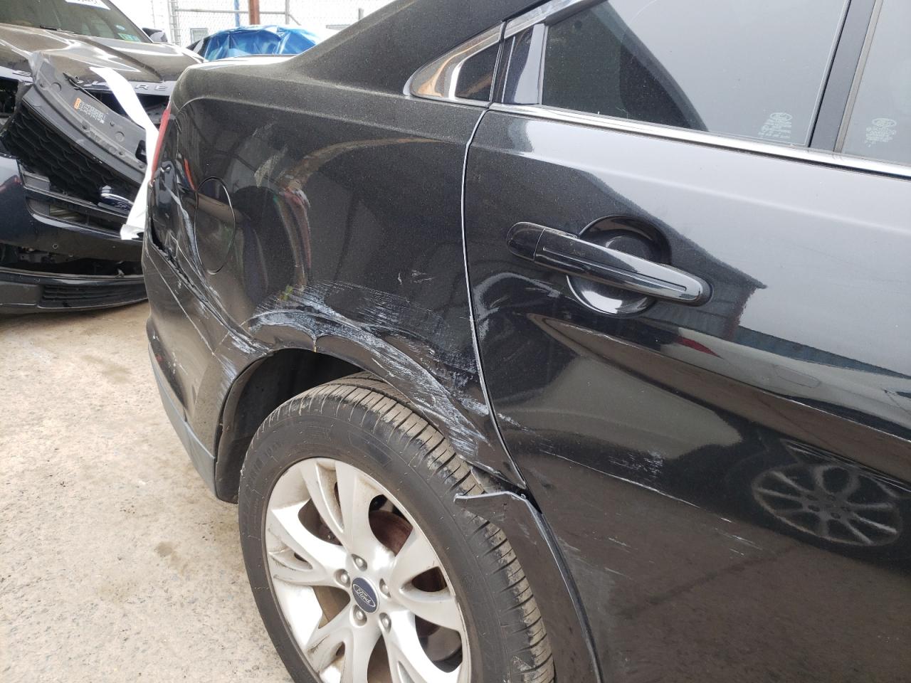 Photo 9 from auction – 2010 FORD TAURUS SEL with VIN 1FAHP2EW9AG148721