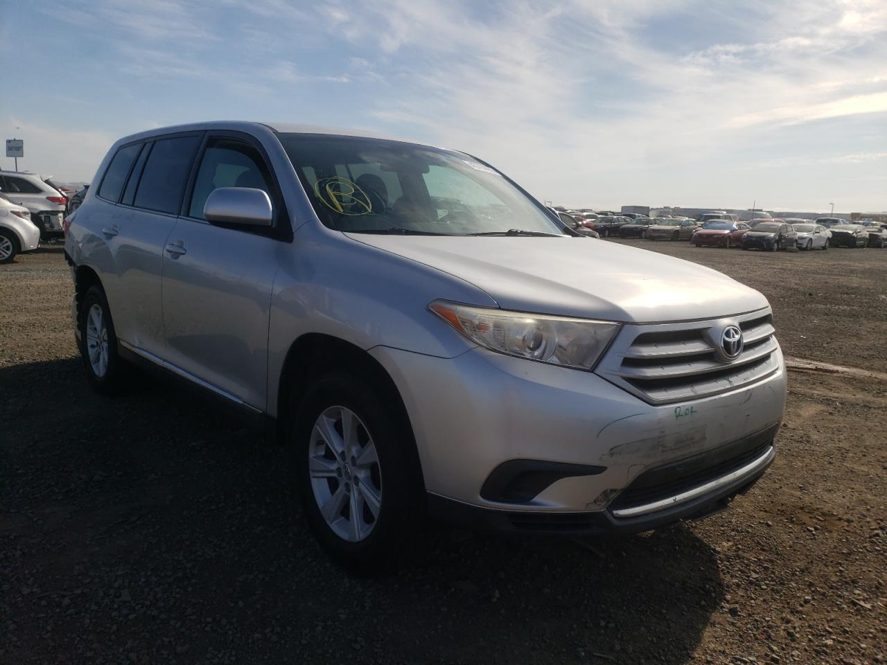 TOYOTA HIGHLANDER 2013 with VIN 5TDZA3EHXDS037130 - Photo from auction