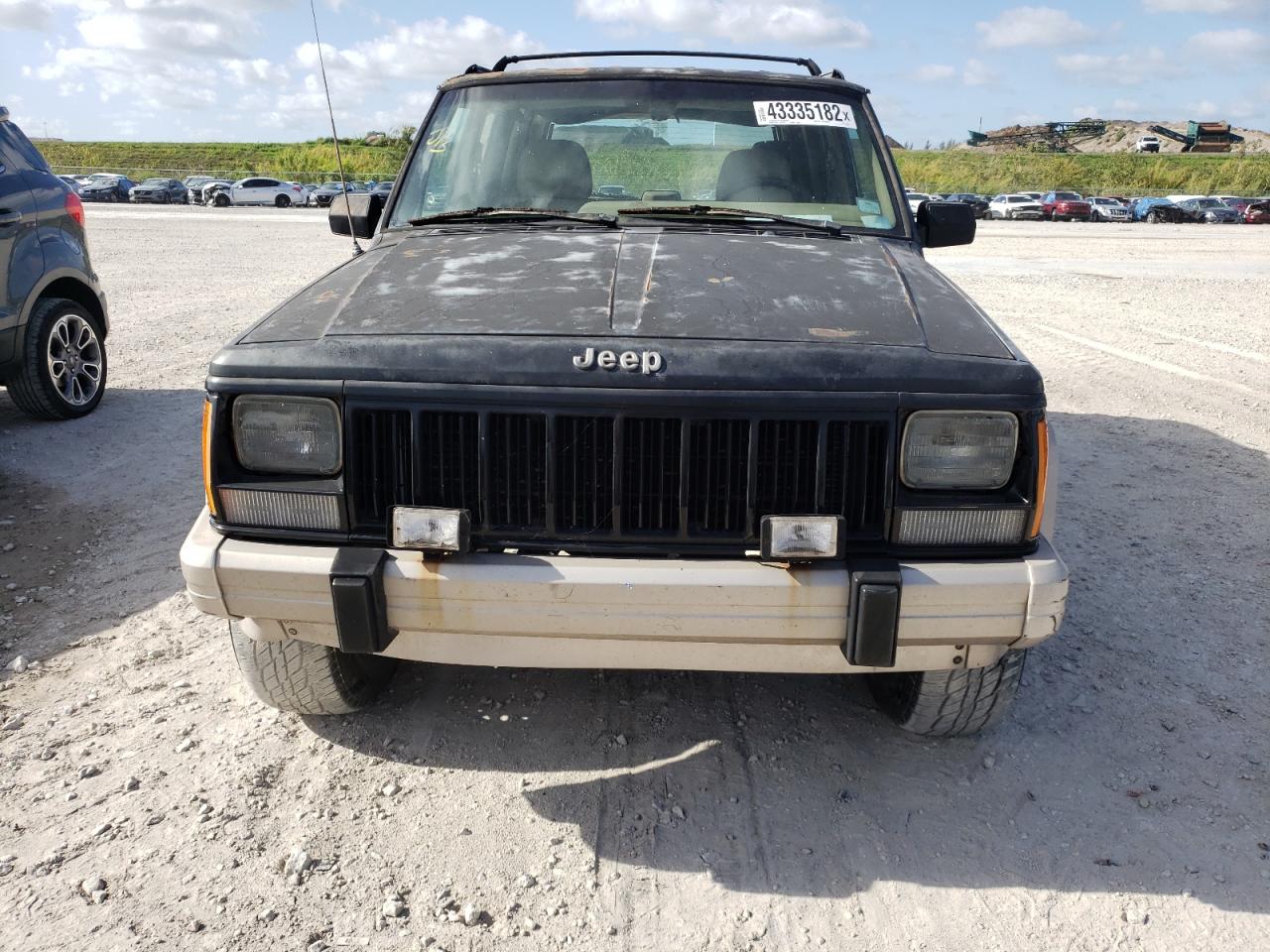 Photo 9 from auction – 1996 JEEP CHEROKEE C with VIN 1J4FT78S5TL229481