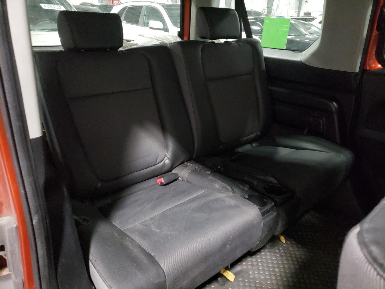 Photo 6 from auction – 2004 HONDA ELEMENT EX with VIN 5J6YH17534L005498