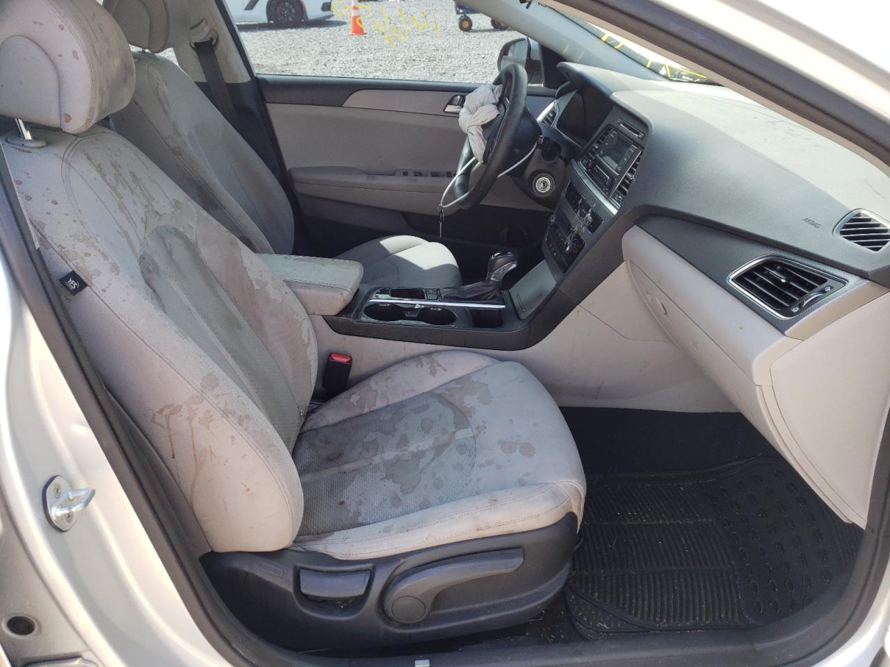 Photo 5 from auction – 2015 HYUNDAI SONATA SE with VIN 5NPE24AF5FH087271