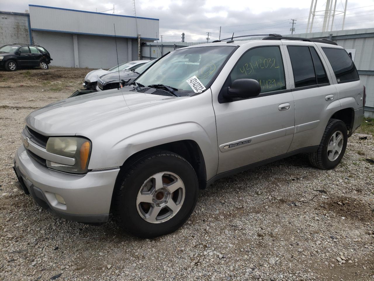 Photo 2 from auction – 2004 CHEVROLET TRAILBLAZE with VIN 1GNDT13S942103947