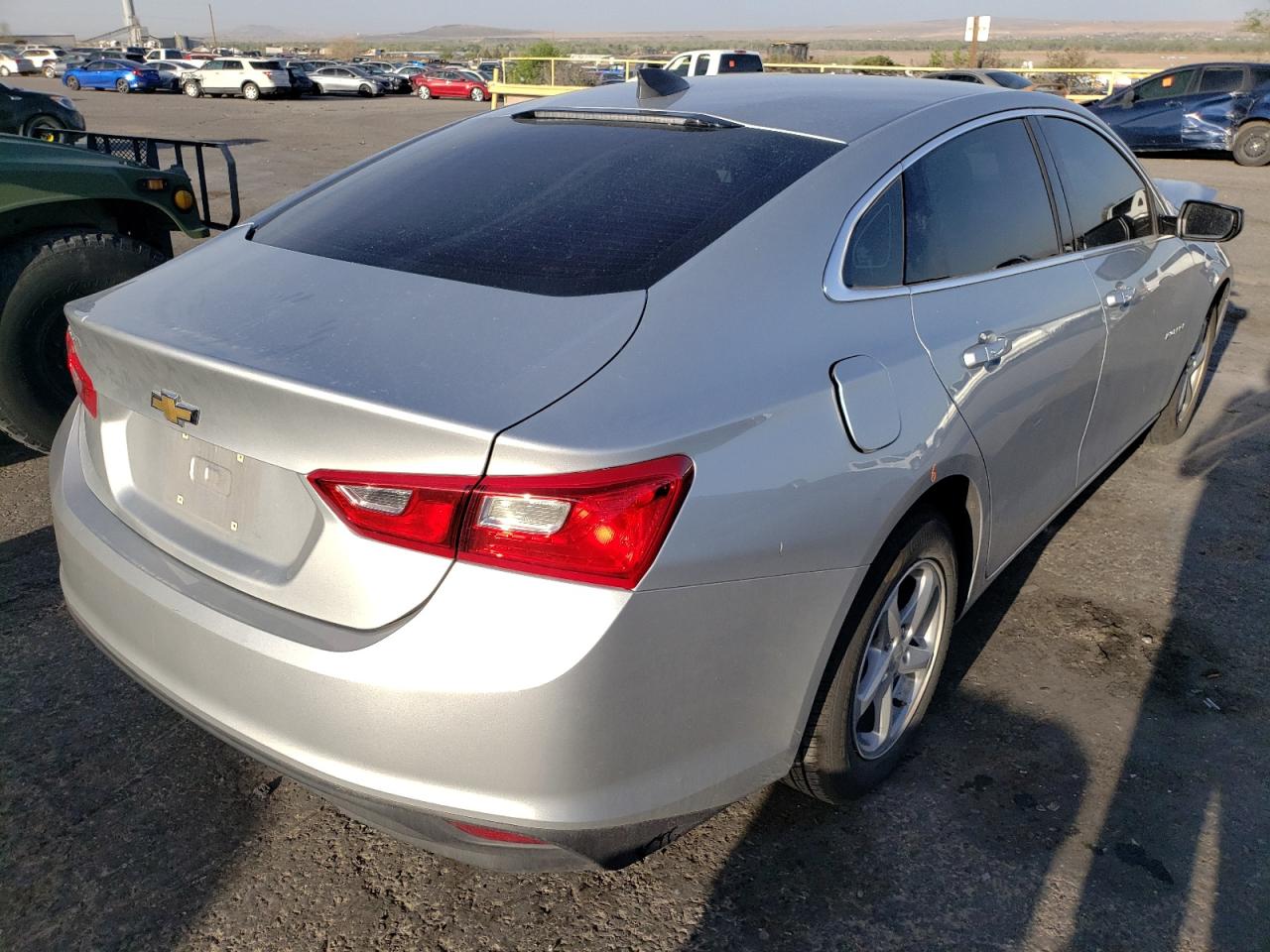 Photo 4 from auction – 2018 CHEVROLET MALIBU LS with VIN 1G1ZB5ST9JF163341