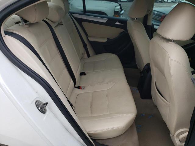 Photo 6 from auction – 2011 VOLKSWAGEN JETTA TDI with VIN 3VWLL7AJ7BM060116