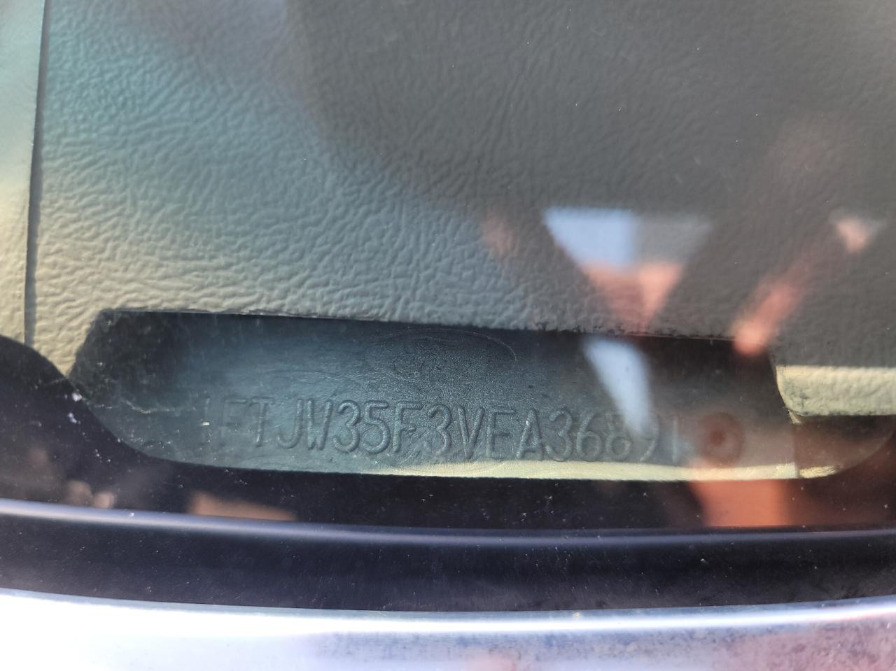 Photo 10 from auction – 1997 FORD F350 with VIN 1FTJW35F3VEA36891