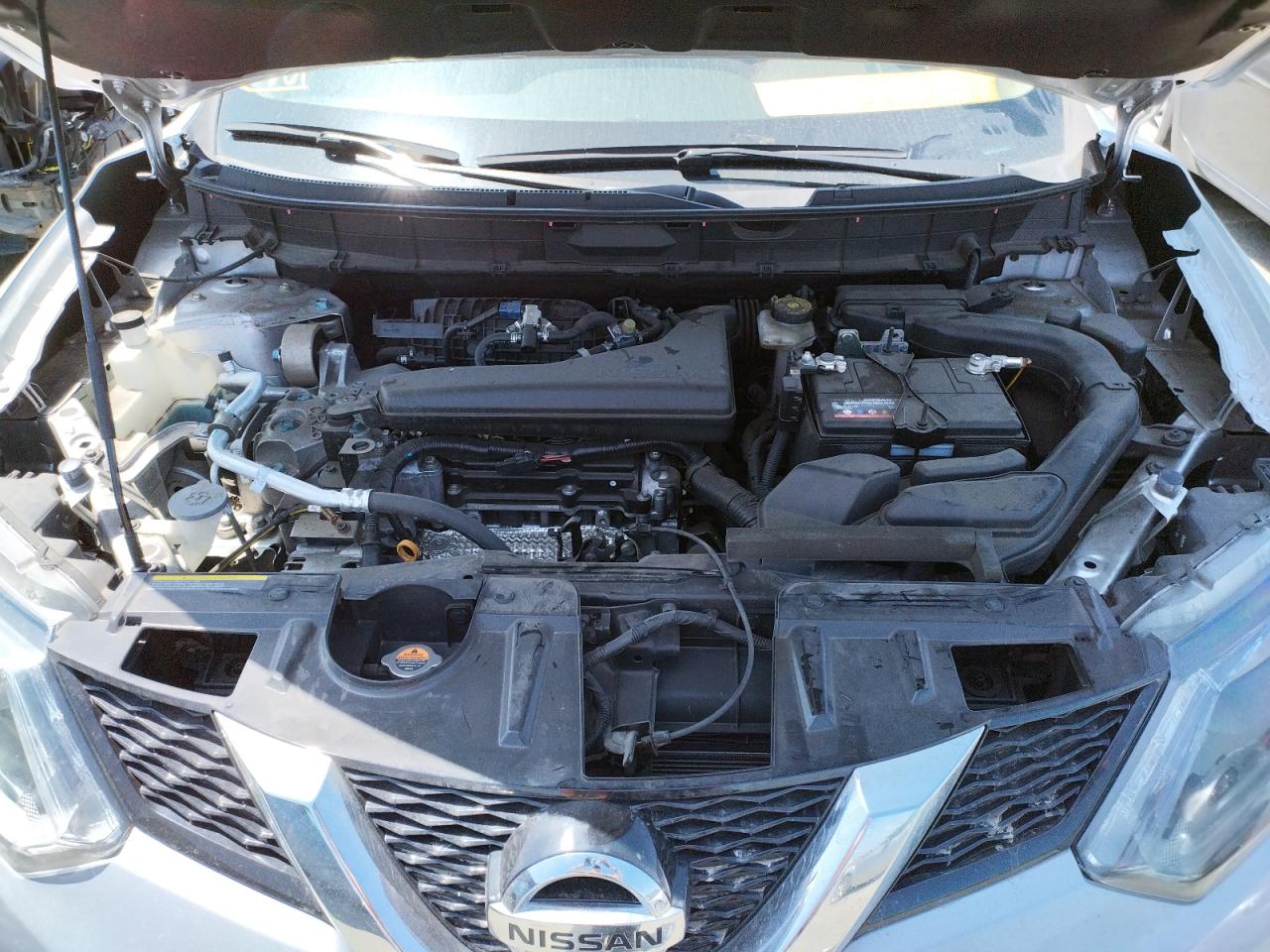 Photo 7 from auction – 2016 NISSAN ROGUE S with VIN KNMAT2MT8GP633939