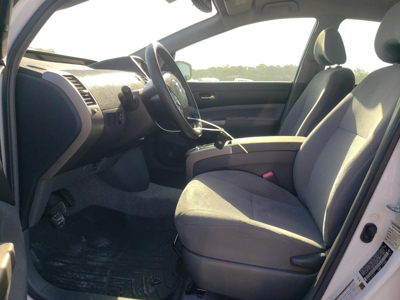 Photo 5 from auction – 2008 TOYOTA PRIUS with VIN JTDKB20U983353851