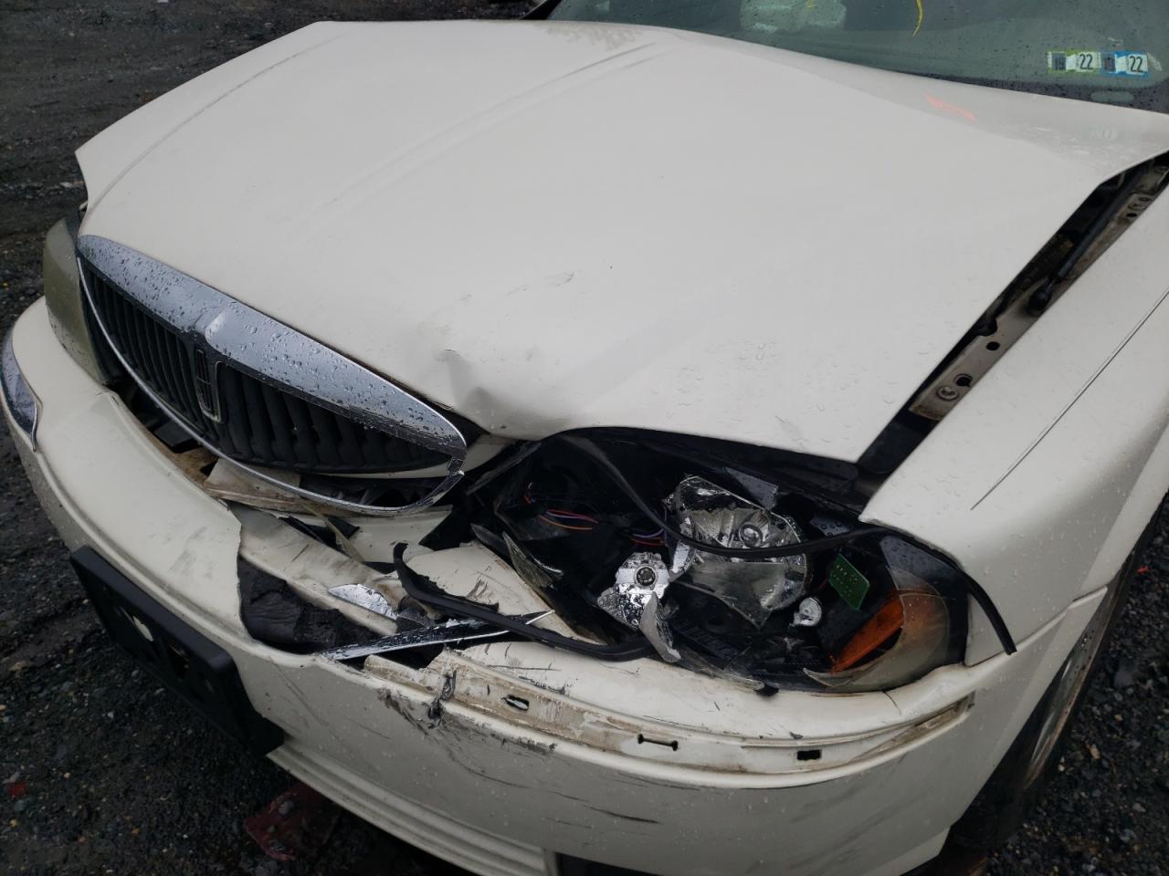 Photo 9 from auction – 2004 LINCOLN LS with VIN 1LNHM86S34Y683815