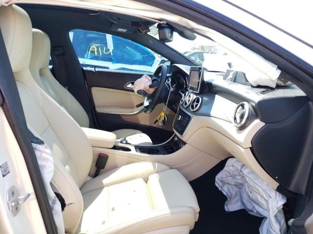 Photo 5 from auction – 2016 MERCEDES-BENZ CLA 250 with VIN WDDSJ4EB7GN378097