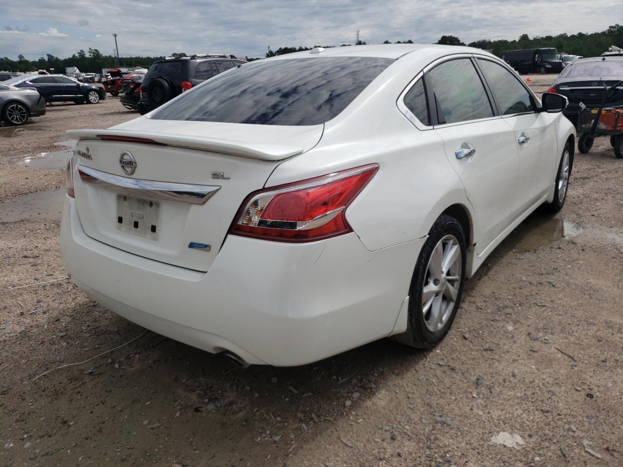 Photo 4 from auction – 2013 NISSAN ALTIMA 2.5 with VIN 1N4AL3AP8DN512211