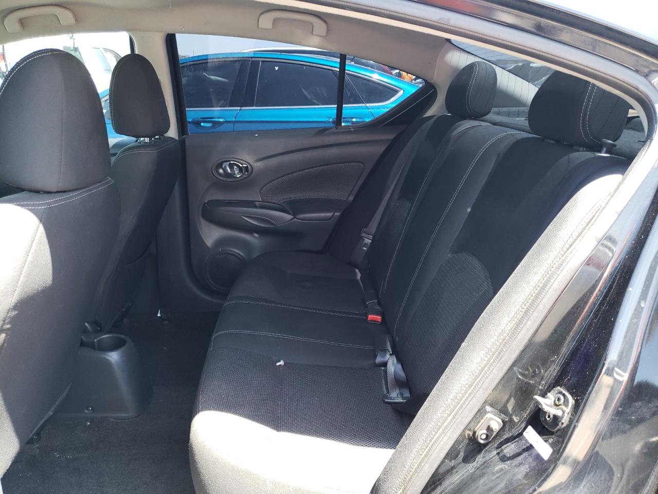 Photo 6 from auction – 2017 NISSAN VERSA S with VIN 3N1CN7AP1HL808538