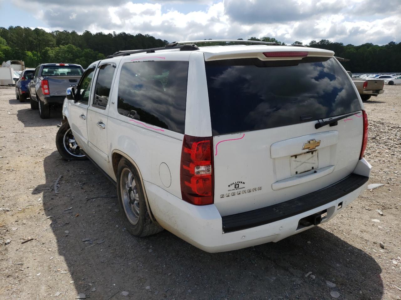 Photo 3 from auction – 2007 CHEVROLET SUBURBAN C with VIN 1GNFC16047J273811