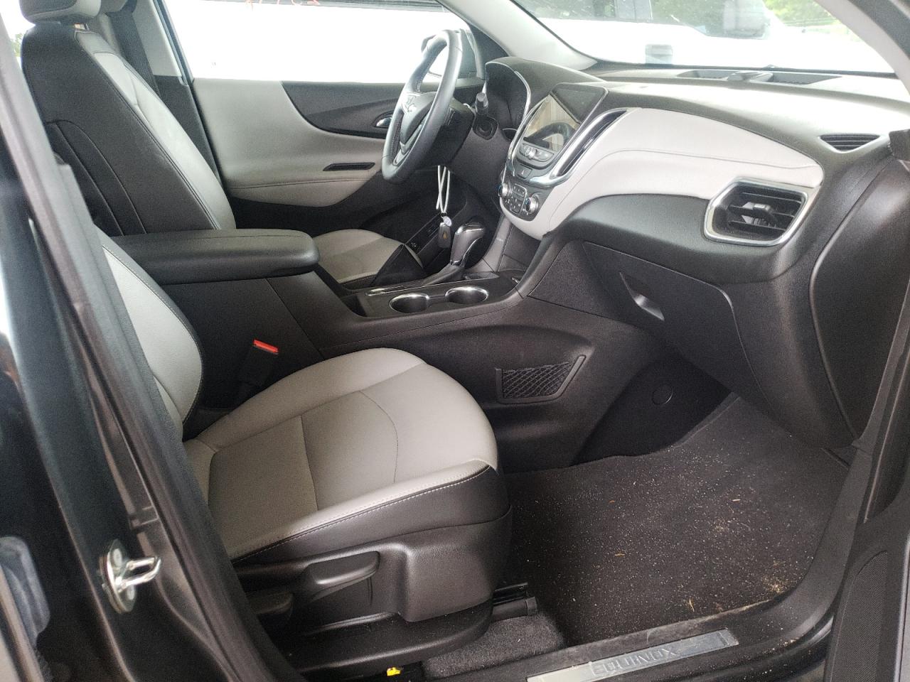 Photo 5 from auction – 2018 CHEVROLET EQUINOX PR with VIN 2GNAXMEV8J6205769