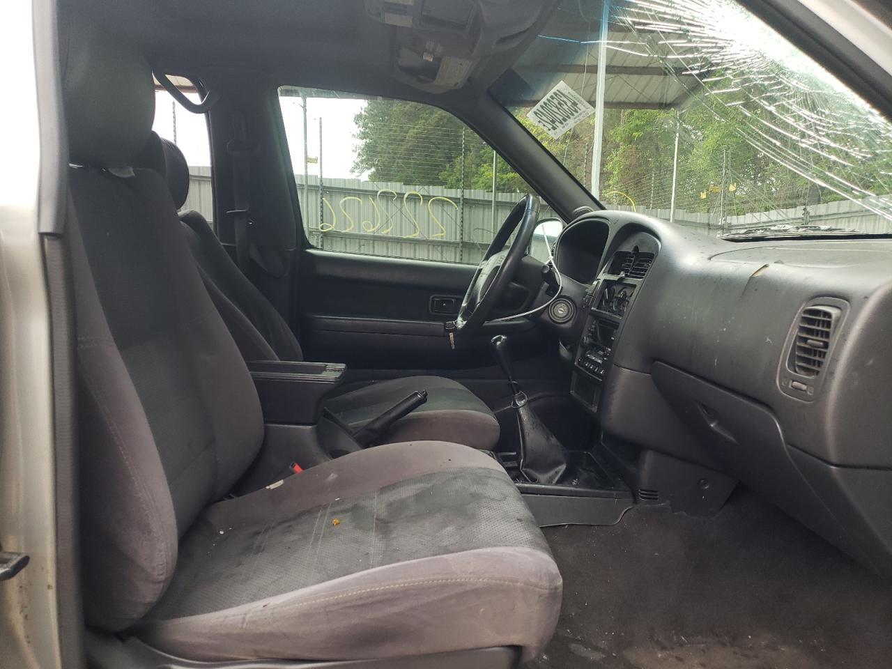Photo 5 from auction – 2000 NISSAN PATHFINDER with VIN JN8AR07S7YW412107